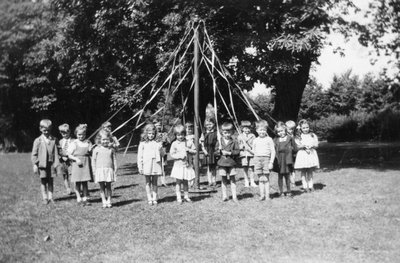 tnw_1938 maypole.jpg